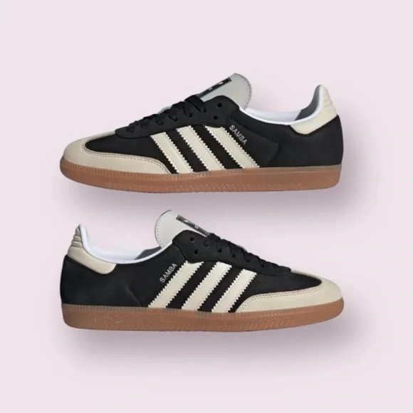 Adidas Samba OG Shoes in Core Black / Wonder White / Silver - Picture 1 of 16